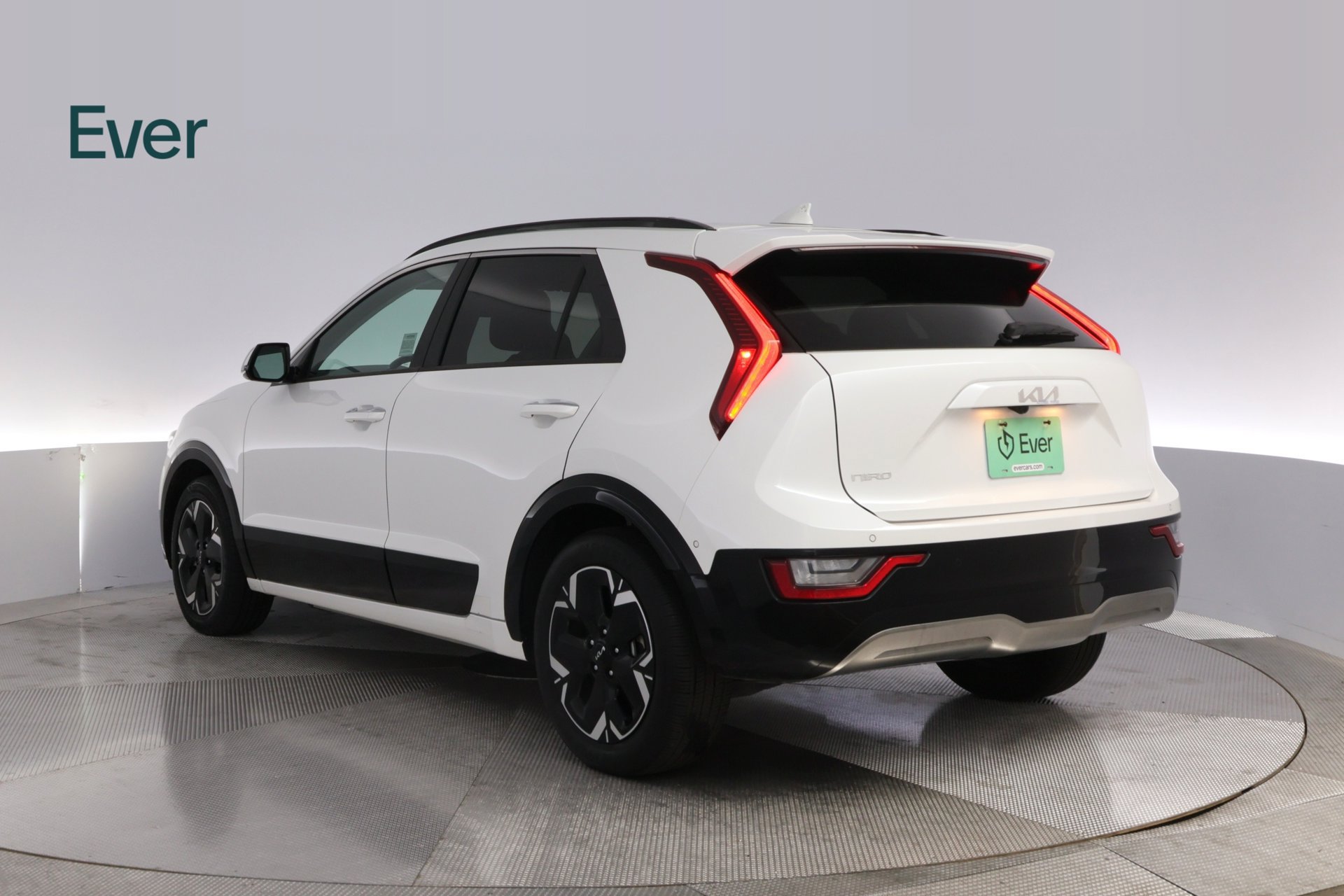 Used 2024 Kia Niro Wave FWD image 17