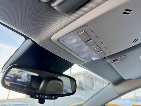 Used 2018 Chevrolet Trax LT w/ LT Convenience Package image 25