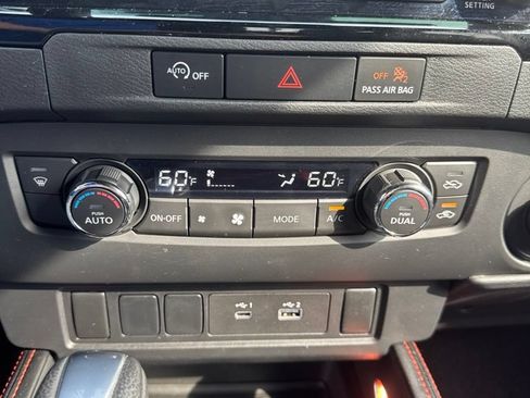 Used 2024 Nissan Frontier PRO-4X w/ Off-Road Protection Package AWD/4WD image 32