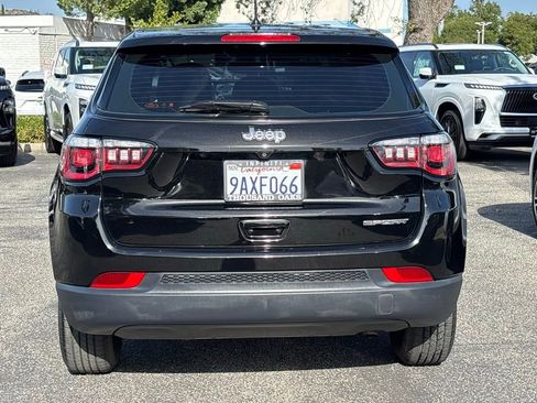 Used 2018 Jeep Compass Sport FWD image 6