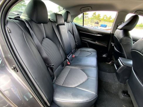 Used 2024 Toyota Camry SE FWD image 19