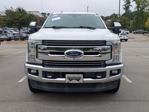 Used 2017 Ford F250 Lariat w/ Lariat Ultimate Package AWD/4WD image 9