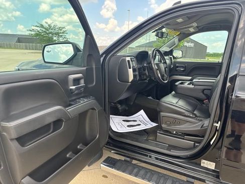 Used 2018 Chevrolet Silverado 1500 LT w/ All Star Edition AWD/4WD image 17