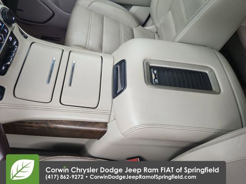 Used 2019 GMC Yukon XL Denali w/ Open Road Package image 30