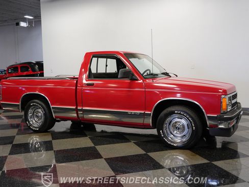 Used 1991 Chevrolet S10 Pickup 2WD Regular Cab image 16