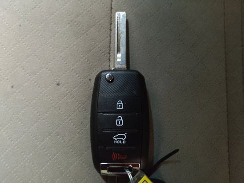 Used 2019 Kia Sorento AWD image 32