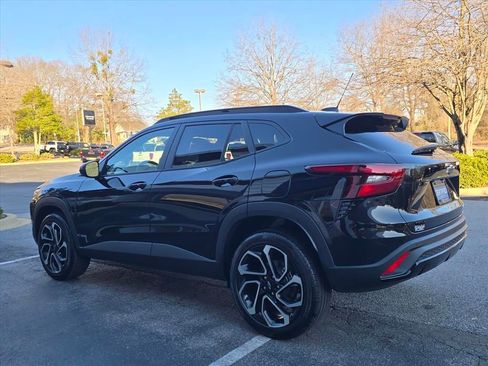 Certified 2025 Chevrolet Trax RS w/ Driver Confidence Package image 27