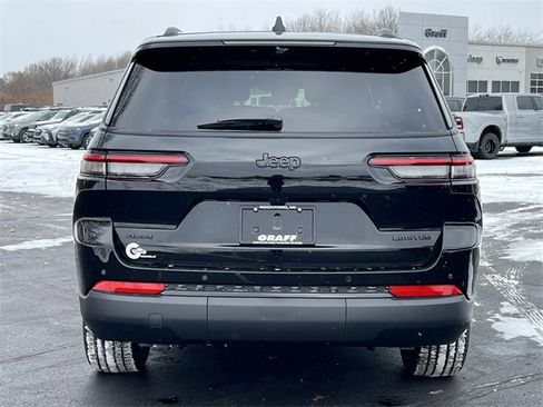 New 2025 Jeep Grand Cherokee L Limited w/ Luxury Tech Group II image 45