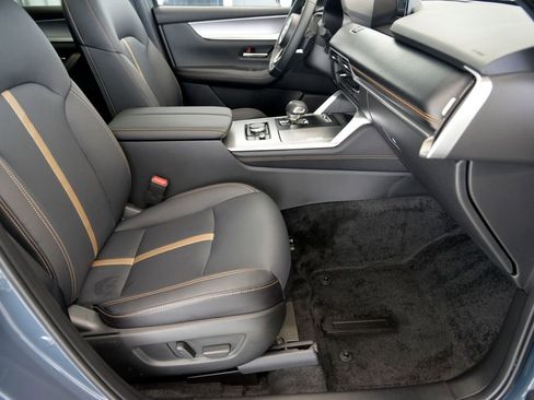 Certified 2026 MAZDA CX-70 3.3 Turbo S w/ Premium Package AWD/4WD image 31