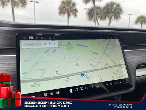 Used 2023 Rivian R1S Adventure image 28