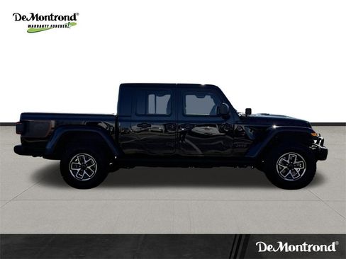 Used 2024 Jeep Gladiator Rubicon w/ Technology Group image 4