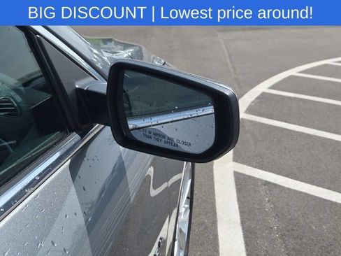 Used 2023 Chevrolet Malibu LT FWD image 7