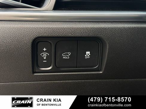 Certified 2025 Kia Sorento SX FWD image 13