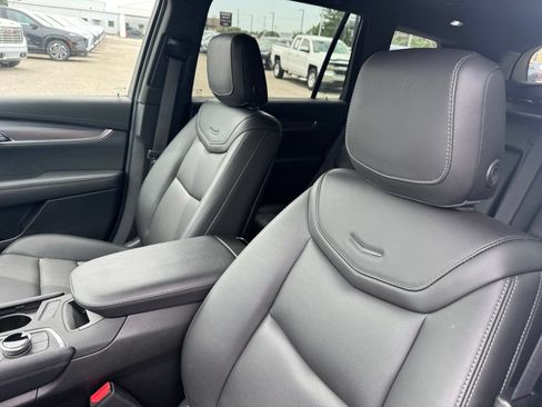 Certified 2024 Cadillac XT6 Luxury w/ LPO, Floor Liner Package AWD/4WD image 25