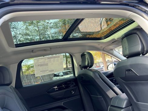 New 2026 Lincoln Nautilus Reserve image 11