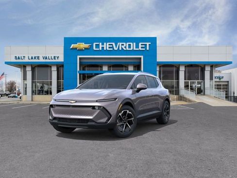 New 2026 Chevrolet Equinox EV LT image 8