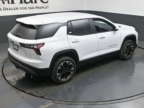 New 2026 Chevrolet Equinox LT w/ Convenience Package II image 18