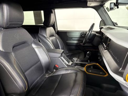 Used 2023 Ford Bronco Badlands image 12