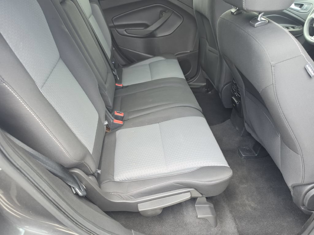 Used 2017 Ford Escape SE w/ SE Cold Weather Package AWD/4WD image 18