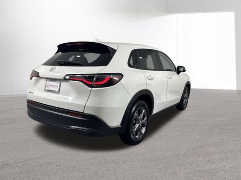 Certified 2026 Honda HR-V LX image 35