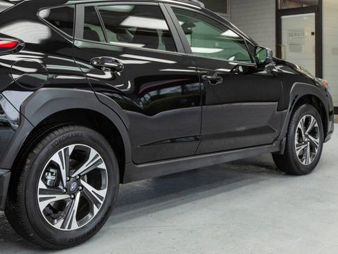 Used 2024 Subaru Crosstrek 2.0i Premium image 32