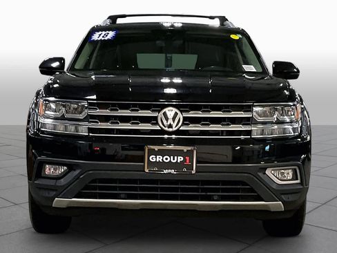 Used 2018 Volkswagen Atlas SEL AWD/4WD image 4