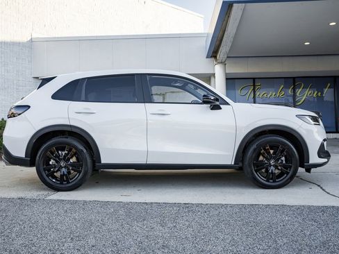 New 2026 Honda HR-V Sport image 3