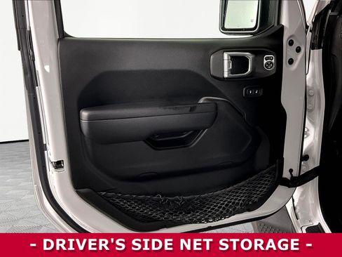 Used 2023 Jeep Wrangler Sport AWD/4WD image 20