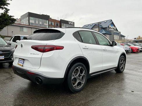 Used 2022 Alfa Romeo Stelvio Ti w/ Active Assist Plus Package image 7