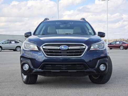 Used 2018 Subaru Outback 2.5i Premium image 13
