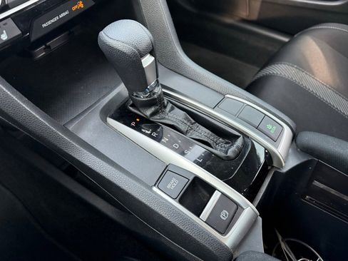 Used 2017 Honda Civic EX-T image 16