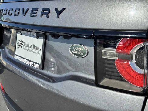 Used 2018 Land Rover Discovery Sport SE AWD/4WD image 16