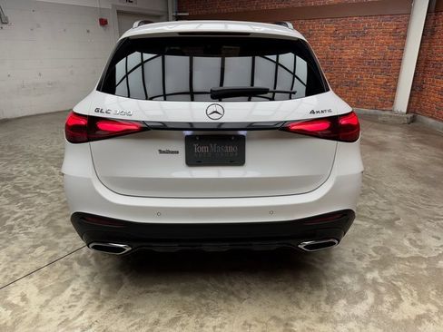Certified 2024 Mercedes-Benz GLC 300 GLC 300 image 4