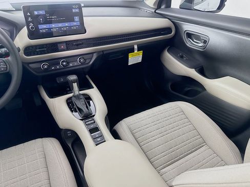 New 2027 Honda HR-V LX image 32