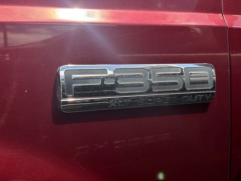 Used 2005 Ford F350 Lariat AWD/4WD image 3
