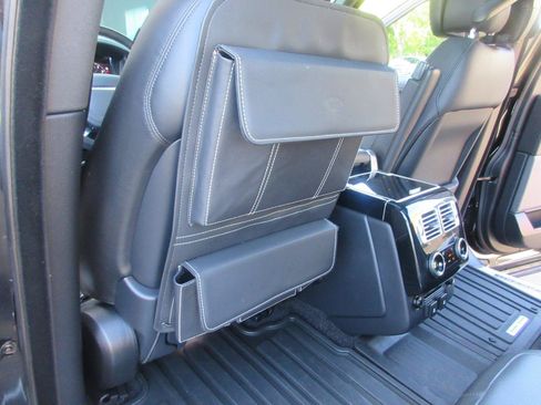 Used 2021 Land Rover Range Rover P525 Westminster Edition LWB AWD/4WD image 43