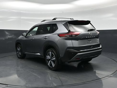 Used 2023 Nissan Rogue SL w/ SL Premium Package FWD image 6
