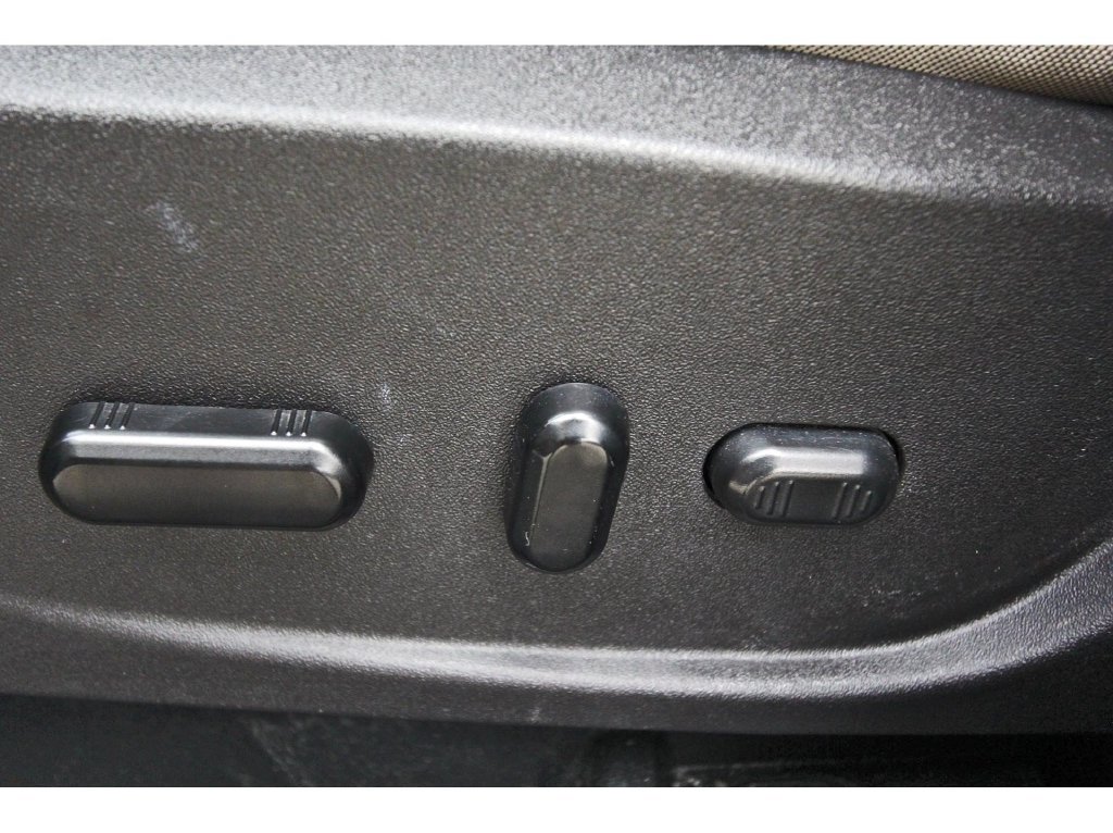 Used 2019 Ford Escape SE FWD image 25