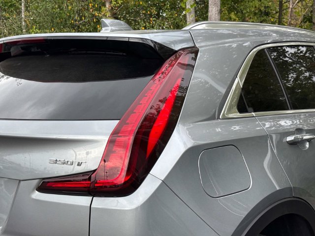 Used 2025 Cadillac XT4 Premium Luxury w/ Technology Package FWD image 12