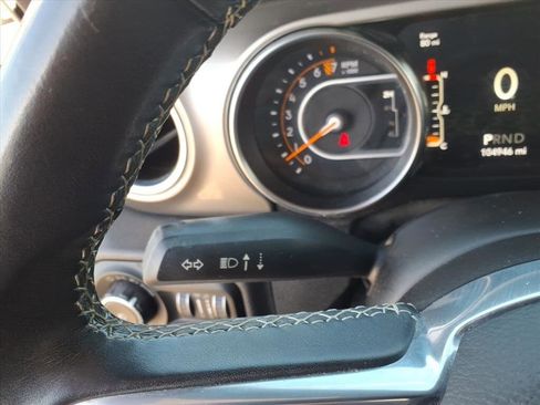 Used 2019 Jeep Wrangler Unlimited Sahara image 38