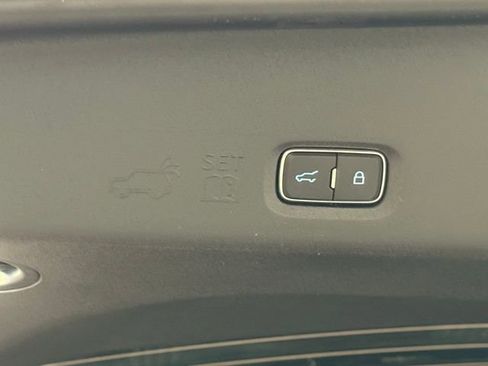 New 2025 Ford Expedition Max Platinum w/ Stealth Performance Package image 38