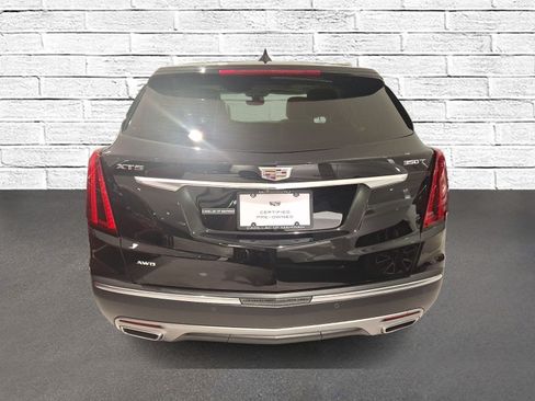 Used 2023 Cadillac XT5 Premium Luxury w/ Technology Package AWD/4WD image 4
