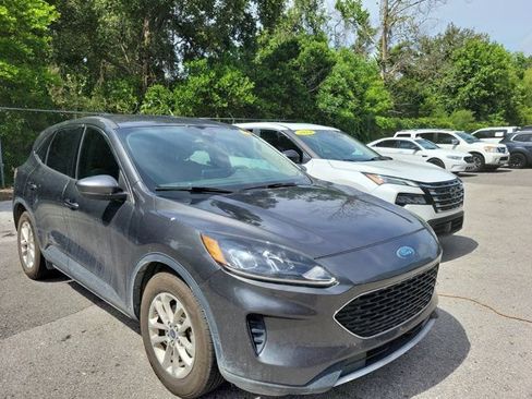 Used 2020 Ford EcoSport SE FWD image 2