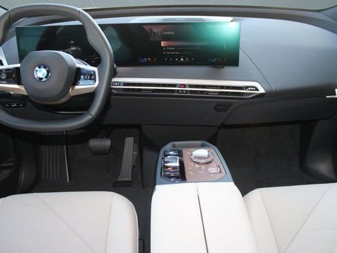 New 2026 BMW iX xDrive45 w/ Executive Package image 16