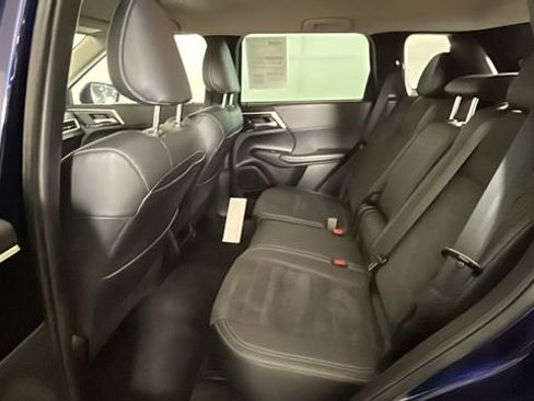 Used 2023 Mitsubishi Outlander SE FWD image 26