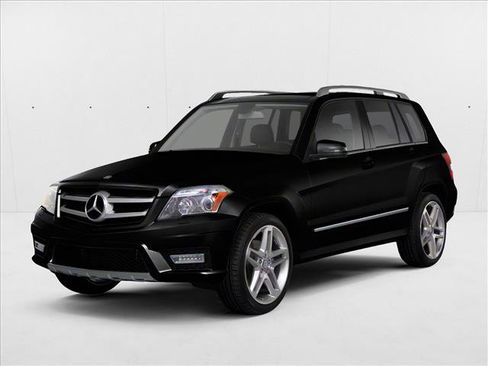 Used 2010 Mercedes-Benz GLK 350 4MATIC image 1