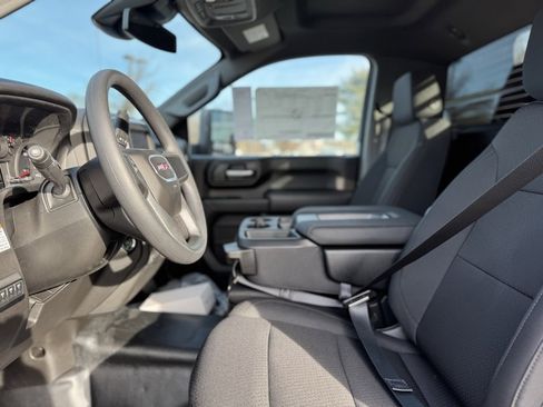 New 2026 GMC Sierra 3500 Pro w/ Convenience Package image 15