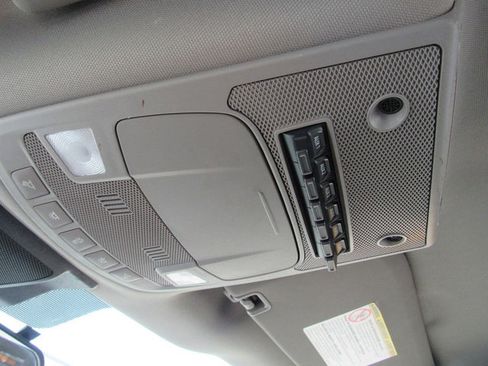 Used 2021 Ford F550 2WD Regular Cab Super Duty image 36