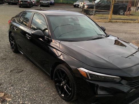 Used 2022 Honda Civic Sport image 6