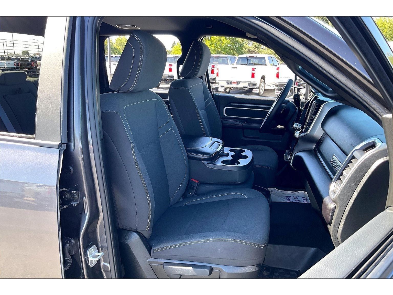 Used 2025 RAM 2500 Big Horn AWD/4WD image 8